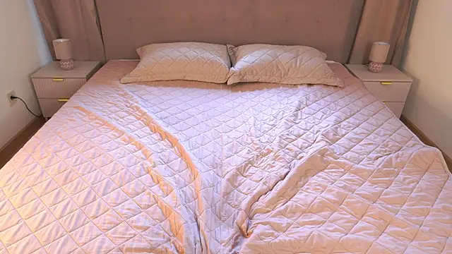 SusanaHallet webcam