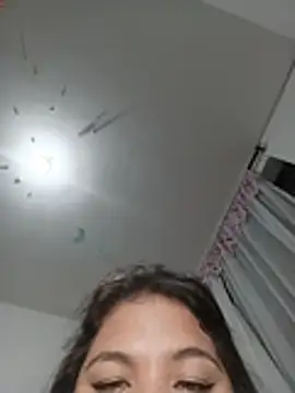 Van3orgasm4me webcam