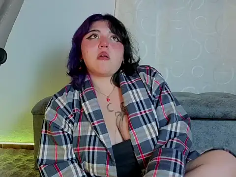 Blueberry_gothic webcam