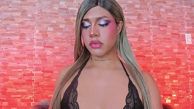 Dreams_Chloe webcam
