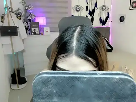 tstoni_talks webcam