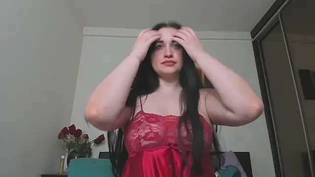 GoldenLunaa webcam
