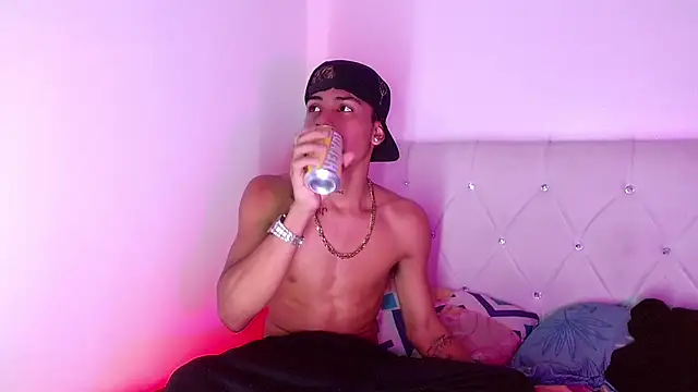 Angel_foxc13 webcam