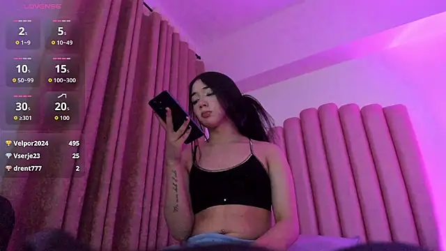 Lana_fox01 live sex cam