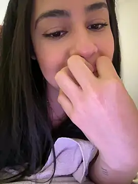 CuteKira7 webcam