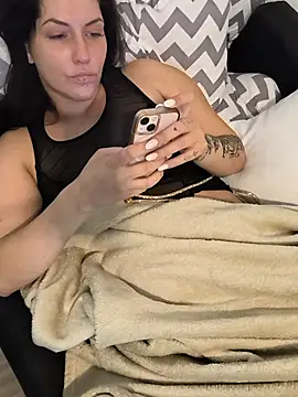 AmberLayla webcam