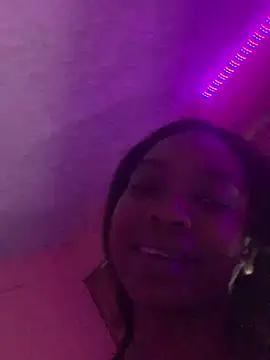 Caramel_Beauty webcam