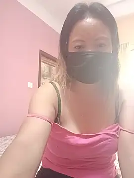Bristy_BigBoobs live cam on StripChat