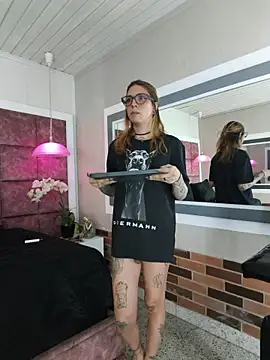 JessieGarvet19 webcam