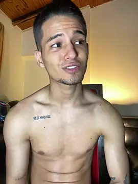 Aaronsexroom webcam