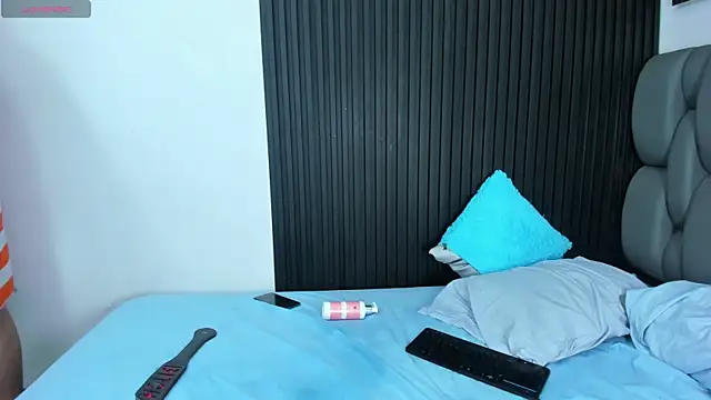 Tyler_Gaell webcam