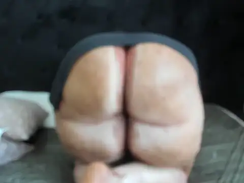 BUBLYASS26 webcam