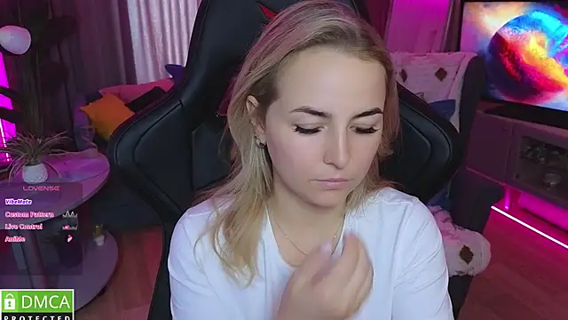 Mira_Mermayd webcam