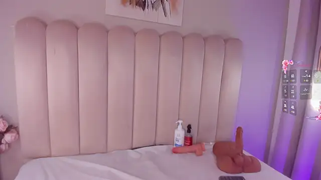 AlyssiaDanger webcam
