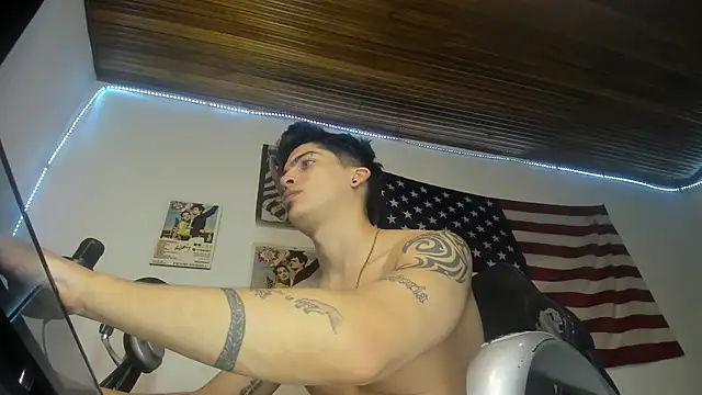 charlie_hotxxx webcam