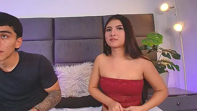 Zoee_8 webcam