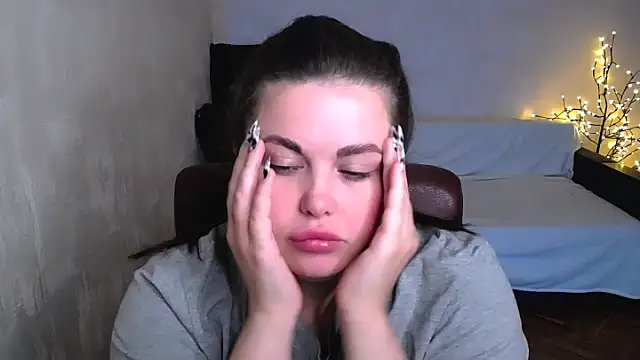 Emily_Mo webcam