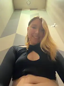 -NaughtyAngel-