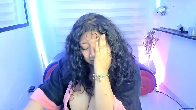 Agatha_Marin webcam