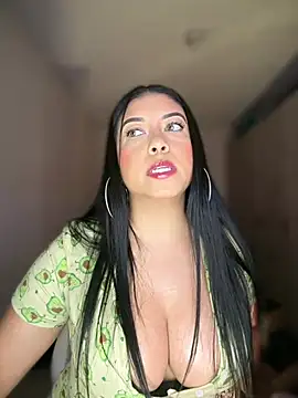 cami_ortiz__ webcam