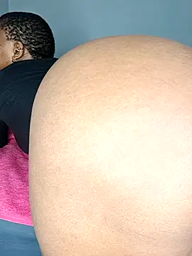 CertifiedhottieXOXO webcam