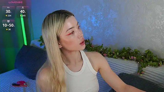 LindaThackerr webcam