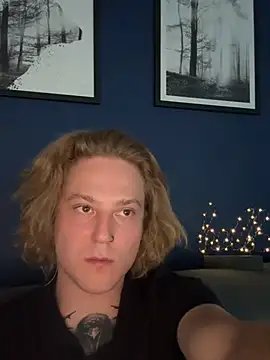 PrinceCharming991 webcam