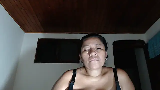 adrixxx38 webcam