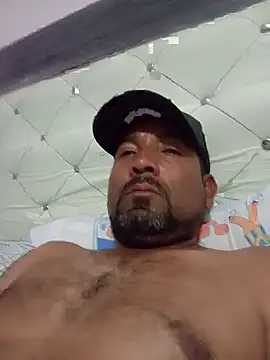 Ernesthot82 webcam
