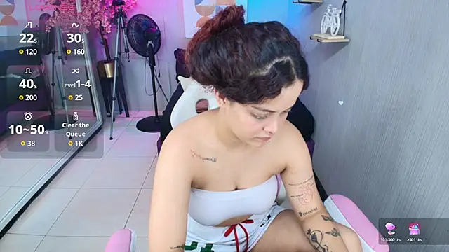 Maggy_t18 webcam