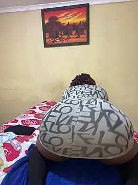 HornyMysteryx webcam