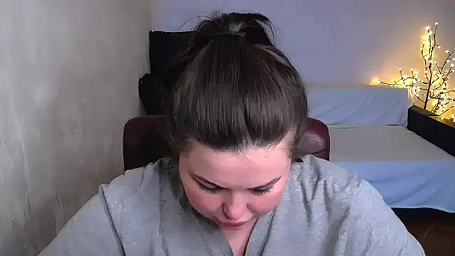Emily_Mo webcam