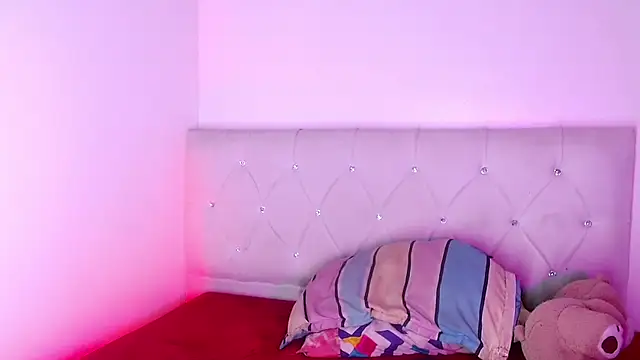 Angel_foxc13 webcam