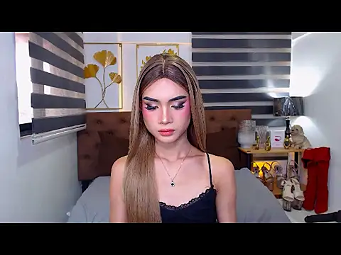 JuicyCockThea webcam