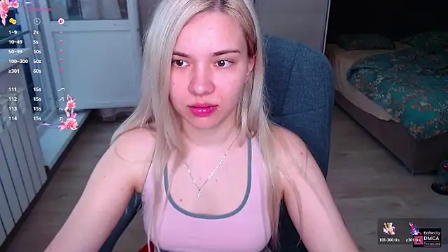 Lana__Nova webcam