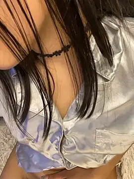 Kiss_Sophi live cam on StripChat