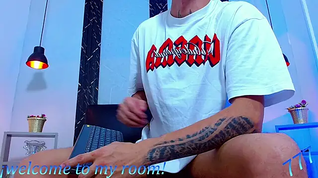 Erick_Wall webcam