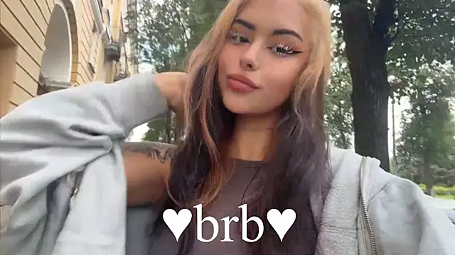 baby__kim webcam