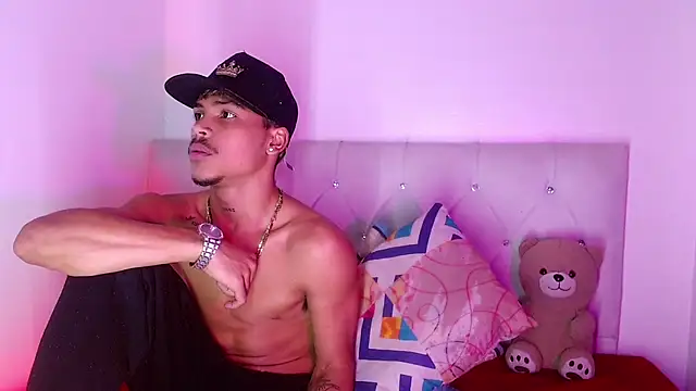 Angel_foxc13 webcam