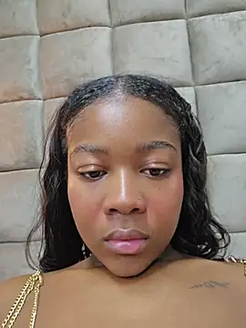 OriannaJames webcam