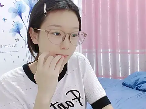 Sweet_- webcam