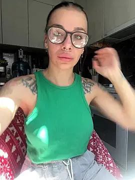 Queen_of_pain webcam