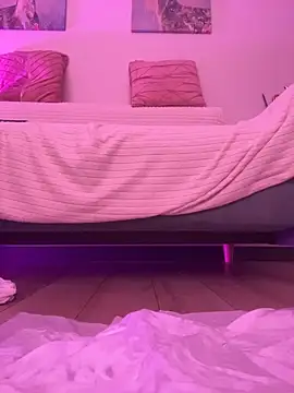 porn web cam HugeBoobsAlice