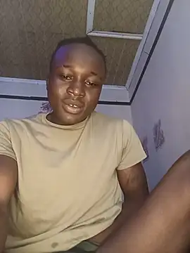 BENJAMIN0001K live cam on StripChat