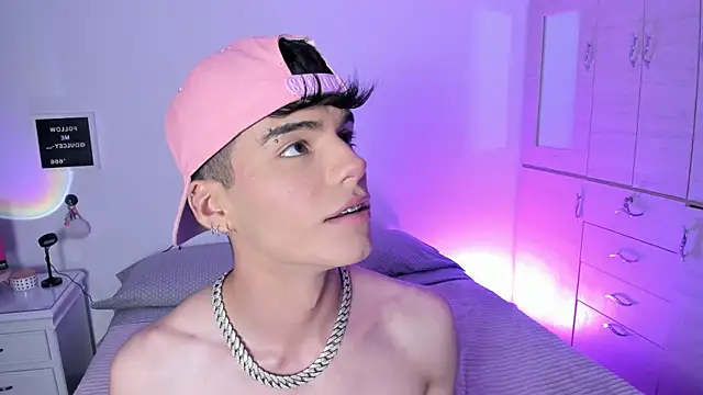 Dulcey- live cam on StripChat