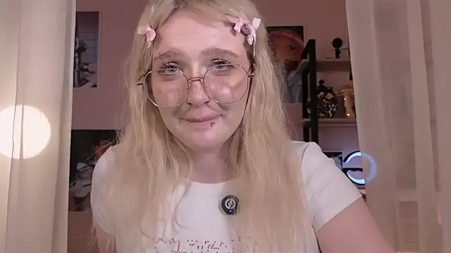 ELLIEJAY webcam