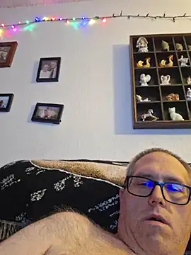 Smallone327 webcam