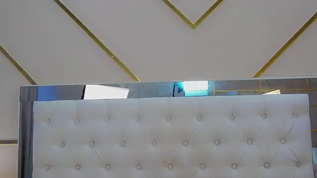 BeatriceAddams webcam