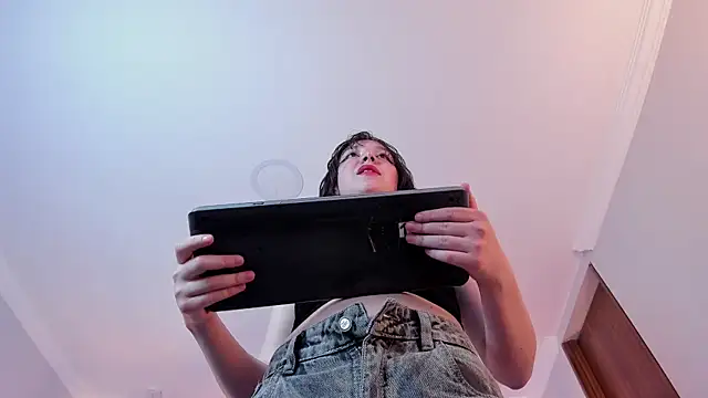 Nina_Ford webcam