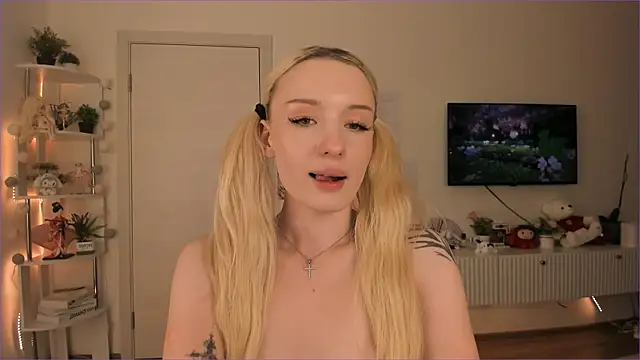 tiffany_paw (F teen) - PrepareThisAssWithUrTongue